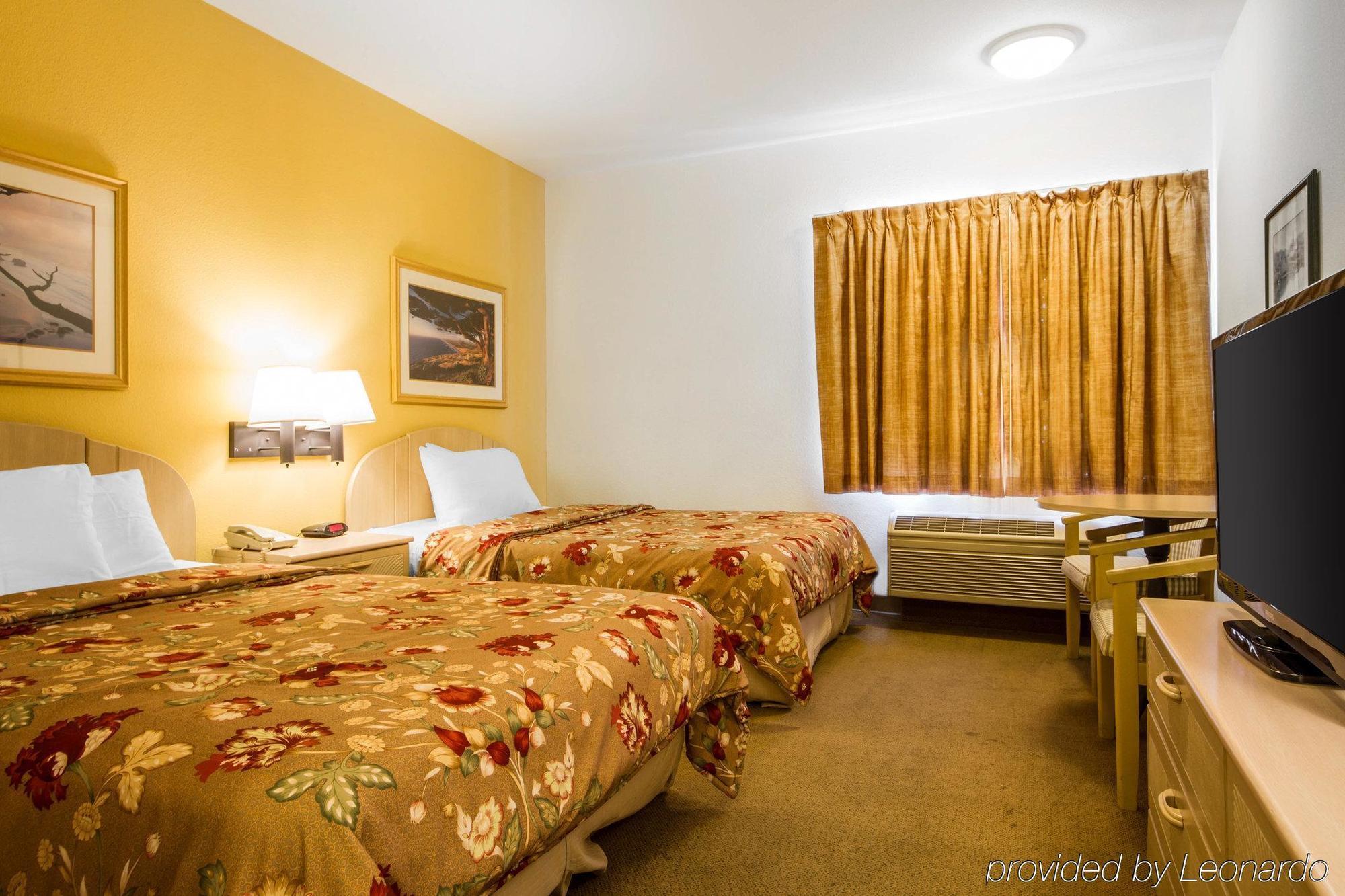 Rodeway Inn Watsonville Εξωτερικό φωτογραφία